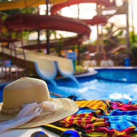 Hotel Golden Dolphin Com Cafe Da Manha! Piscinas 24H Caldas Novas Bagian luar foto