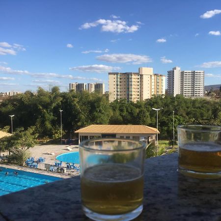 Hotel Golden Dolphin Com Cafe Da Manha! Piscinas 24H Caldas Novas Bagian luar foto
