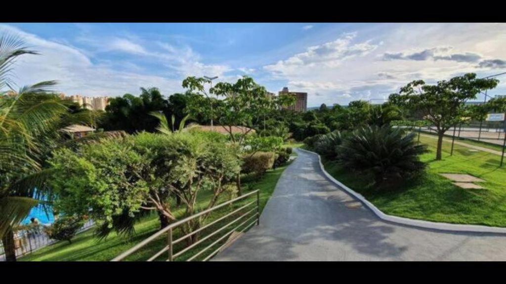 Hotel Golden Dolphin Com Cafe Da Manha! Piscinas 24H Caldas Novas Bagian luar foto